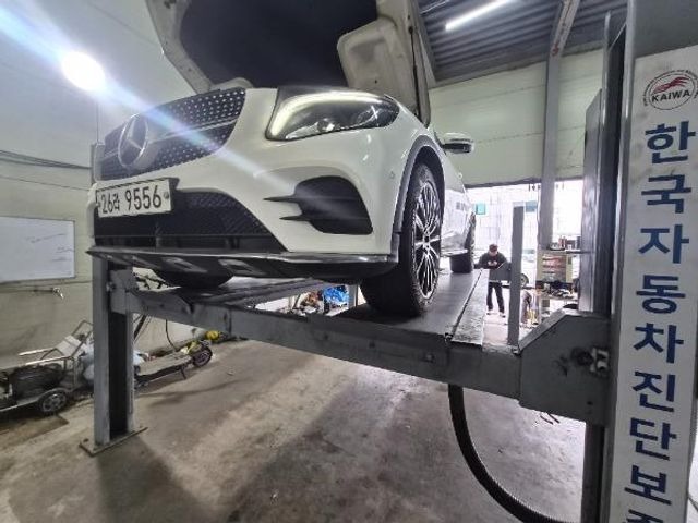 Mercedes-Benz GLC-Class 2018 — inspection photo 1