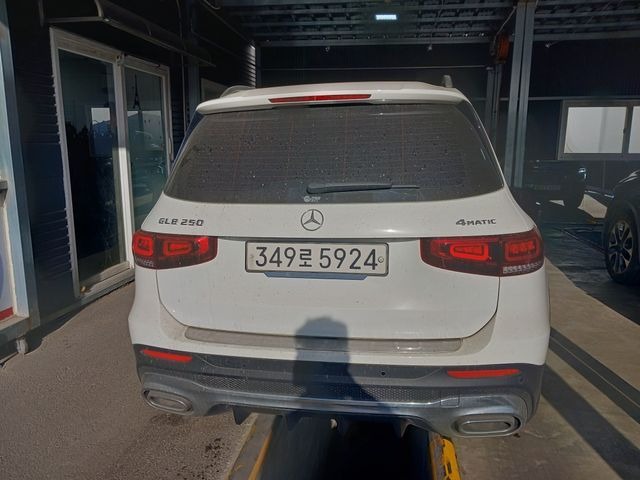 Mercedes-Benz GLB-Class 2020 — inspection photo 2