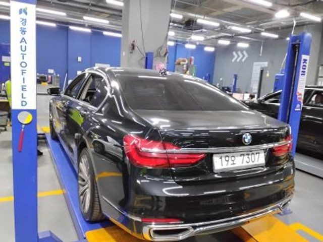 BMW 7-Series 2016 — inspection photo 2