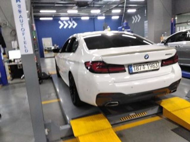 BMW 5-Series 2021 — inspection photo 1