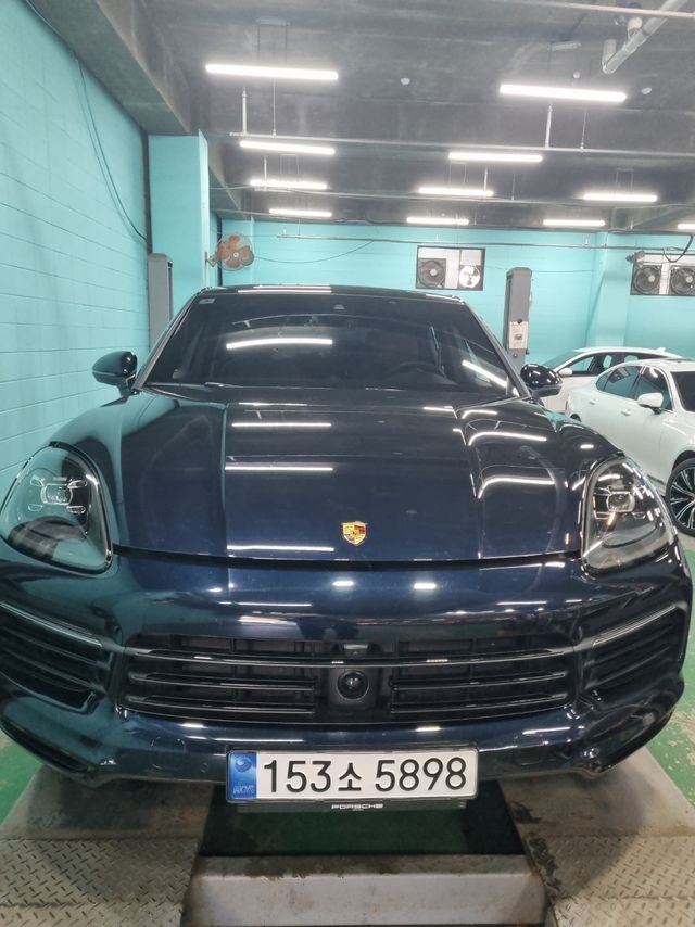 Porsche Cayenne 2022 — inspection photo 1