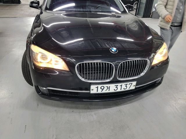 BMW 7-Series 2012 — inspection photo 1