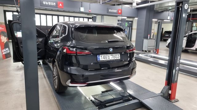 BMW 2-Series 2023 — inspection photo 2