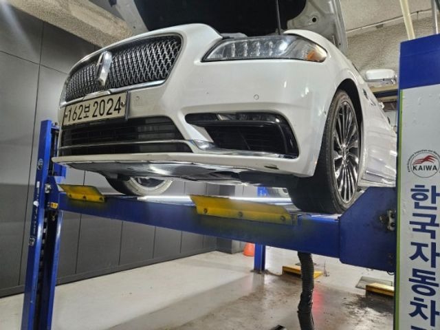 Lincoln Continental 2017 — inspection photo 1