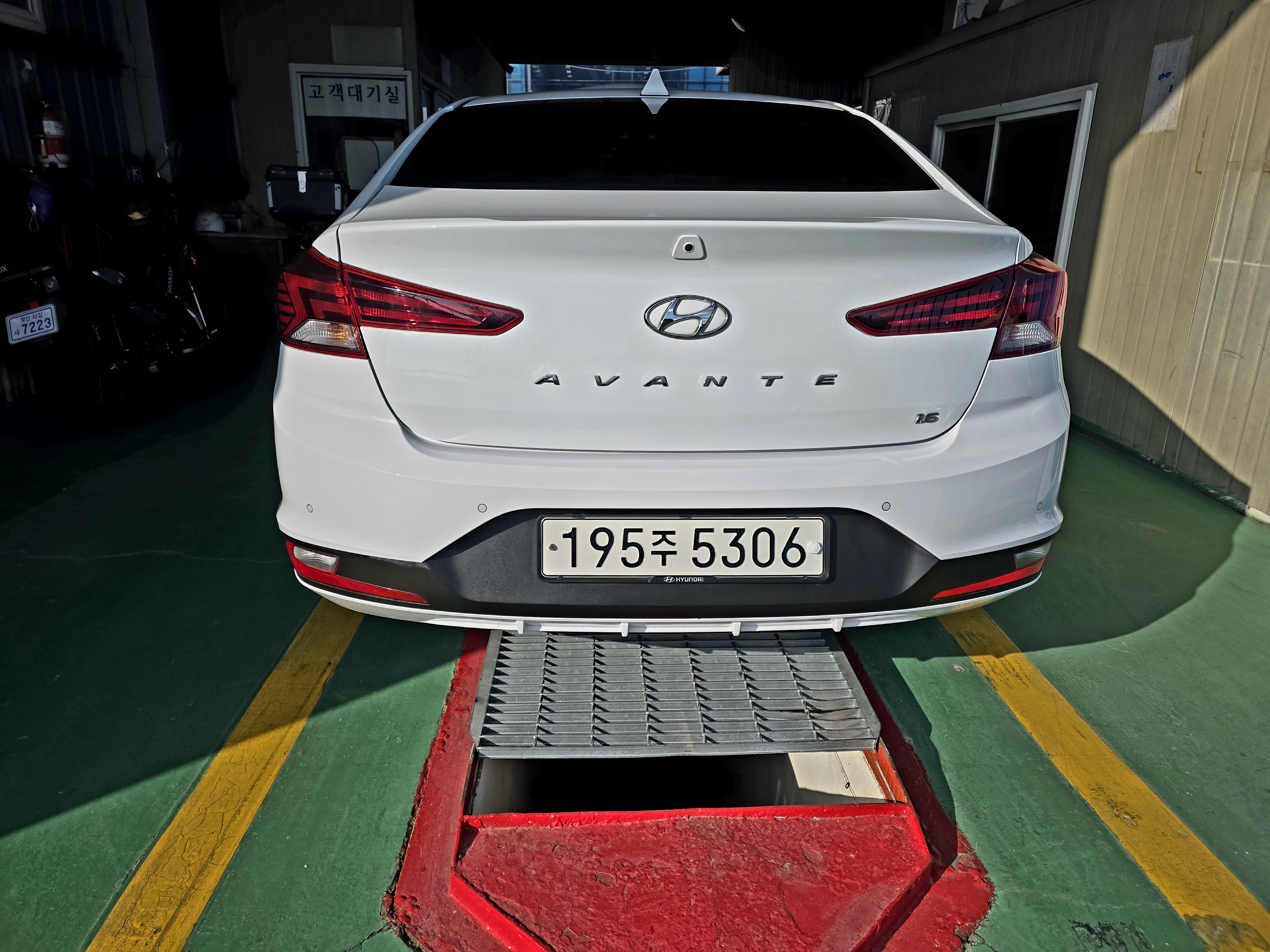 Hyundai AVANTE 2019 — inspection photo 2