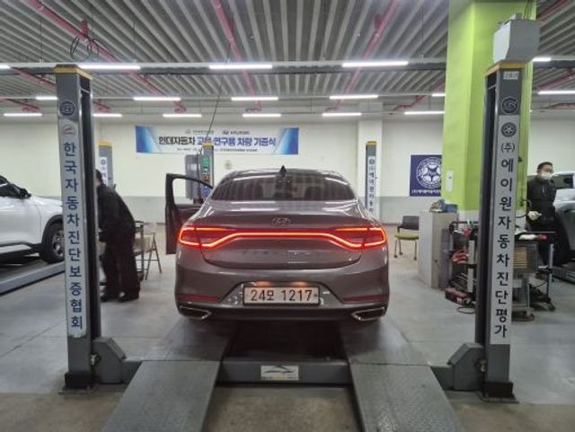 Hyundai Grandeur 2018 — inspection photo 2