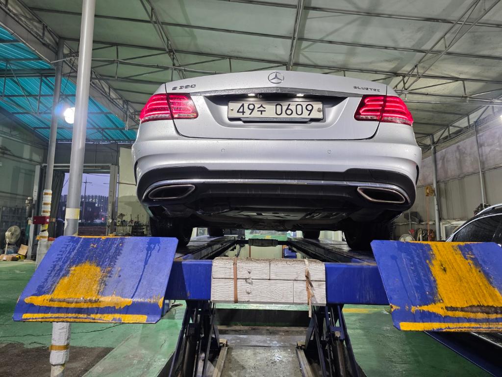 Mercedes-Benz E-Class 2016 — inspection photo 2