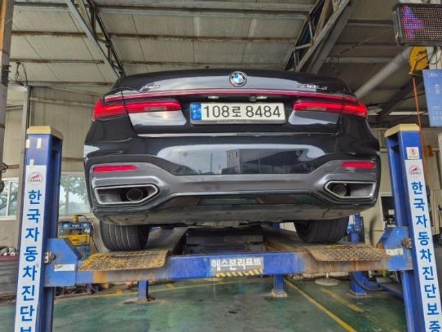 BMW 7-Series 2021 — inspection photo 2
