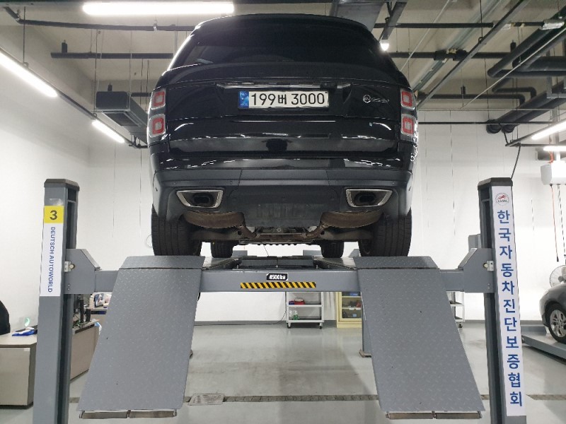 Land Rover Range Rover 2018 — inspection photo 2