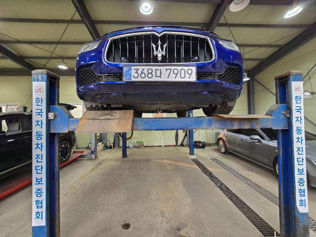 Maserati Ghibli 2014 — inspection photo 1