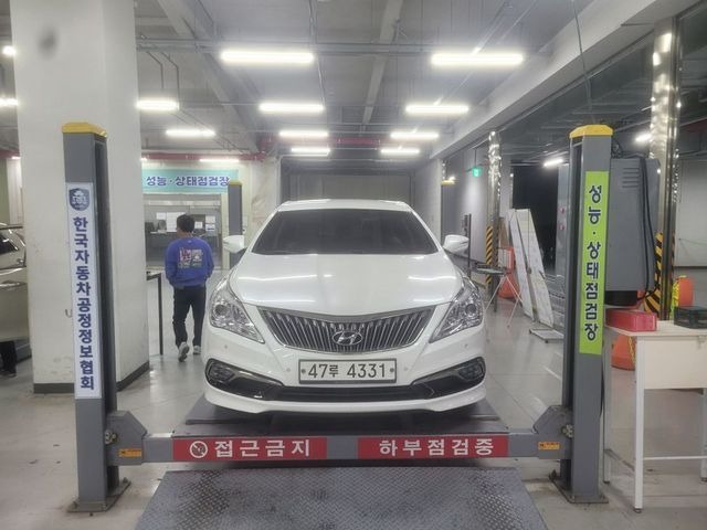 Hyundai Grandeur 2015 — inspection photo 1
