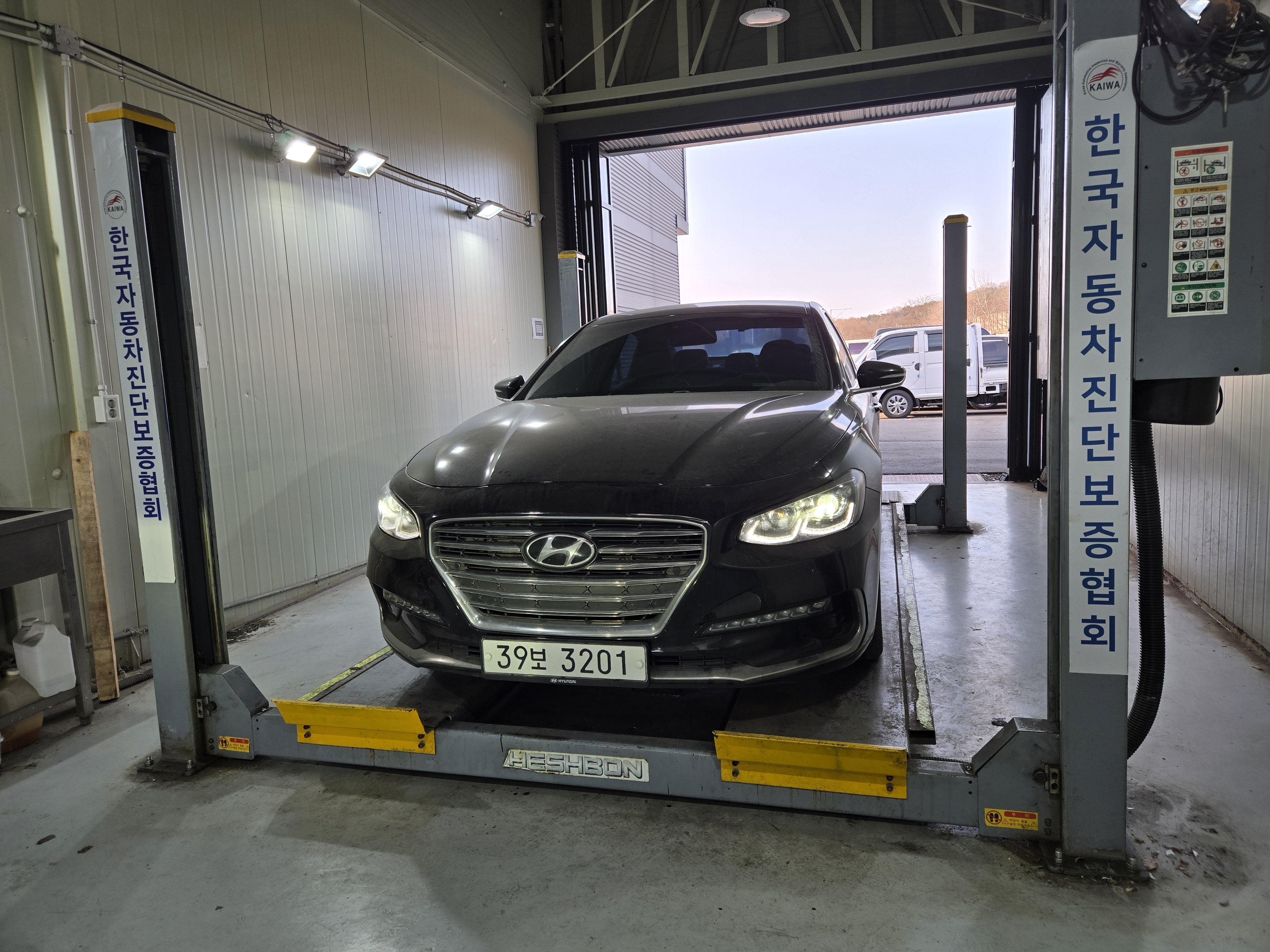 Hyundai Grandeur 2018 — inspection photo 1