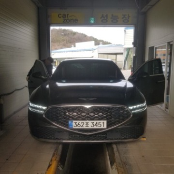 Genesis G90 2022 — inspection photo 1