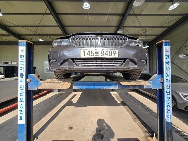 BMW 3-Series 2022 — inspection photo 1