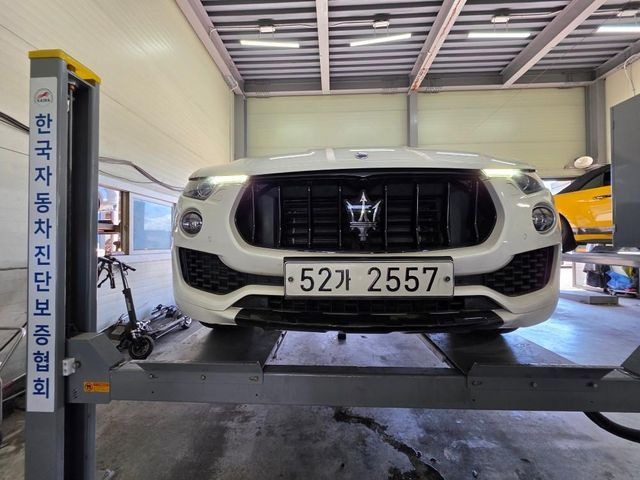 Maserati Levante 2018 — inspection photo 1