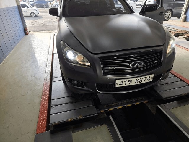 Infiniti M 2011 — inspection photo 1