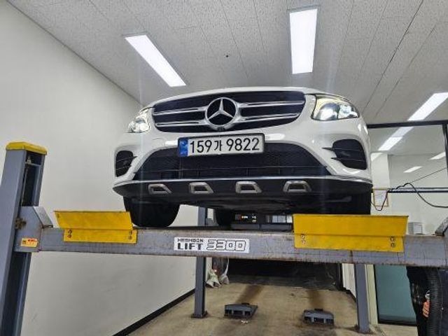 Mercedes-Benz GLC-Class 2018 — inspection photo 1