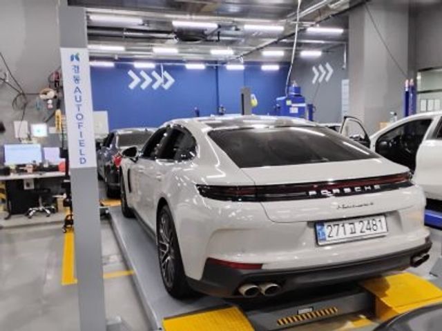 Porsche Panamera 2025 — inspection photo 2