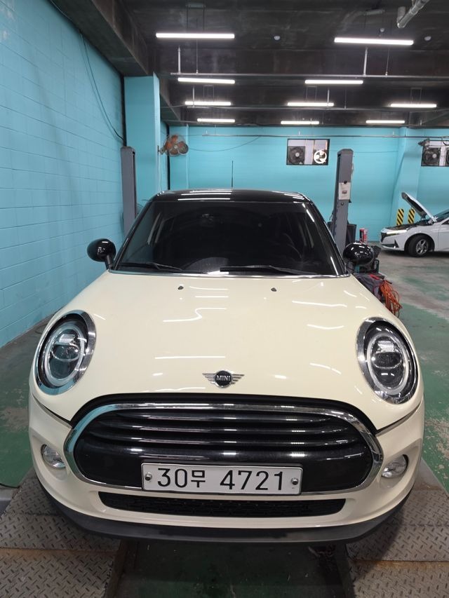 Mini Cooper 2019 — inspection photo 1