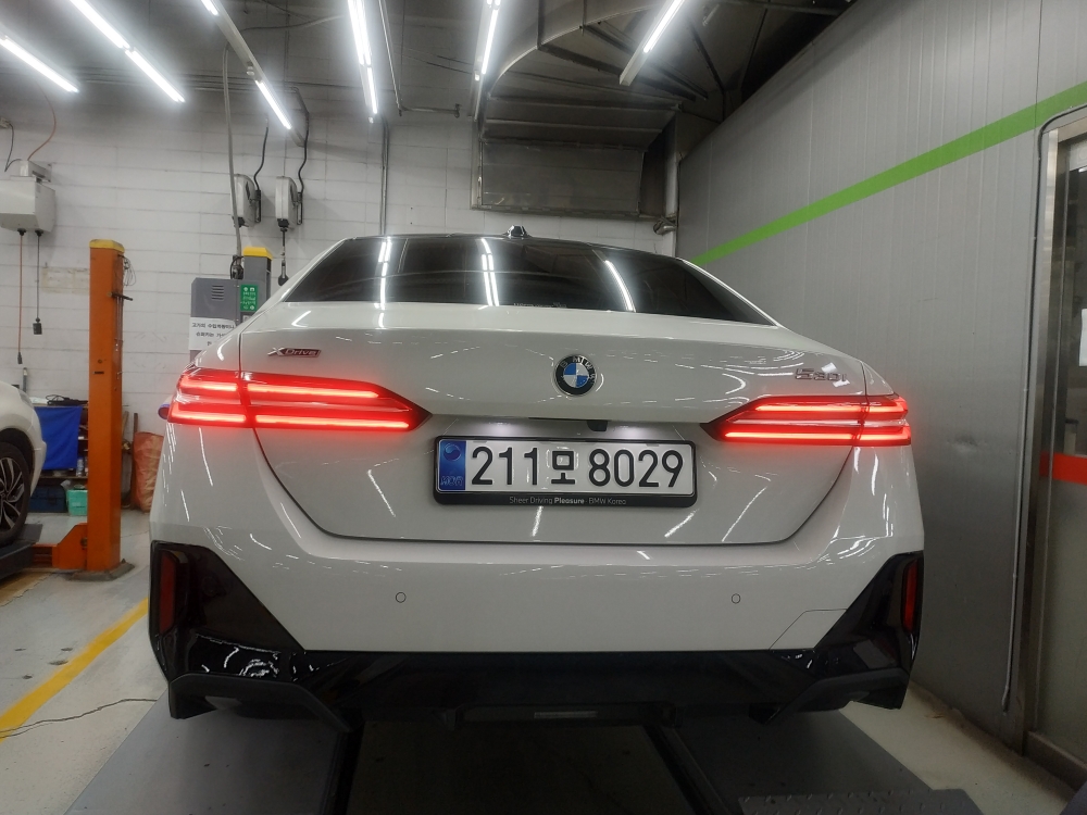 BMW 5-Series 2025 — inspection photo 2