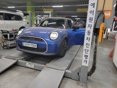 Mini Cooper 2025 — inspection photo 1