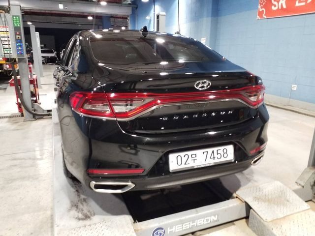 Hyundai Grandeur 2017 — inspection photo 2