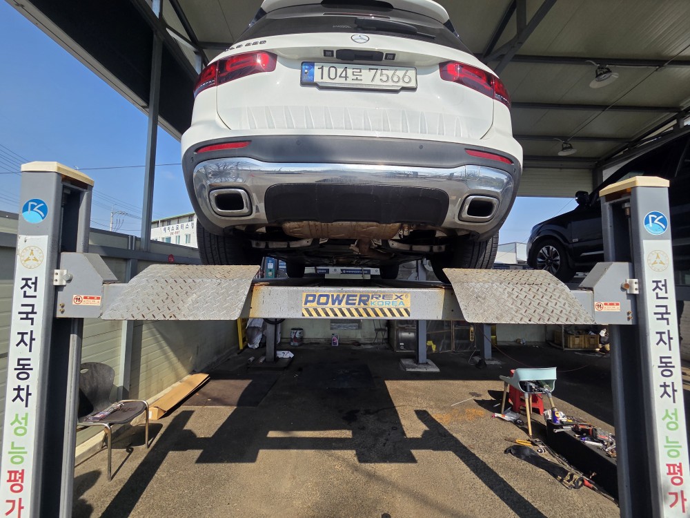 Mercedes-Benz GLB-Class 2021 — inspection photo 2
