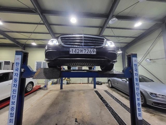 Mercedes-Benz E-Class 2018 — inspection photo 1