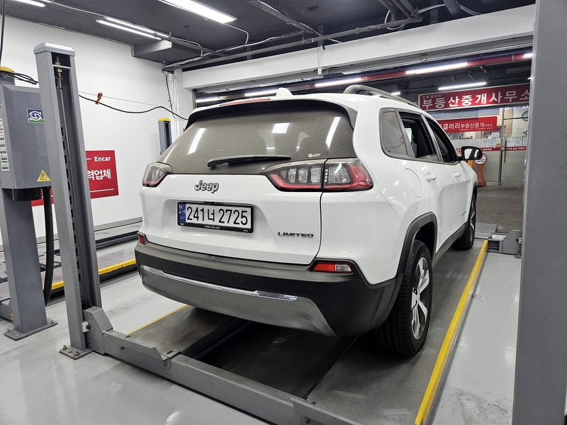 Jeep Cherokee 2022 — inspection photo 2
