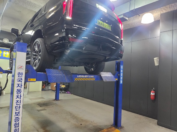Cadillac Escalade 2023 — inspection photo 2