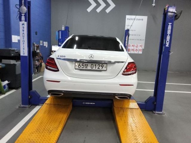 Mercedes-Benz E-Class 2017 — inspection photo 2