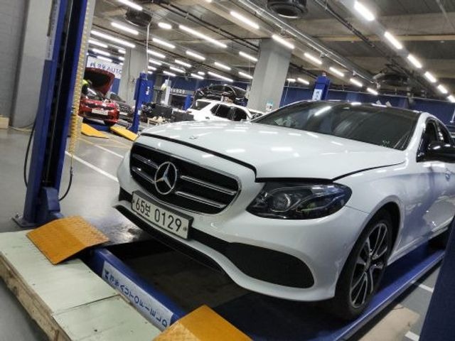 Mercedes-Benz E-Class 2017 — inspection photo 1
