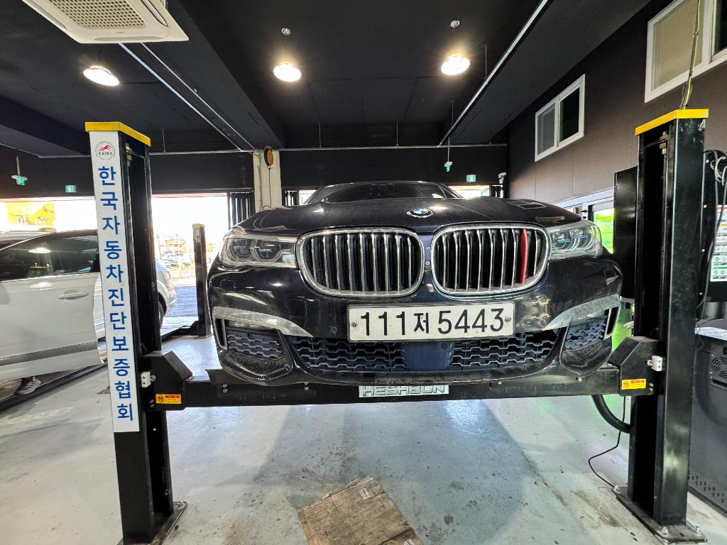 BMW 7-Series 2017 — inspection photo 1