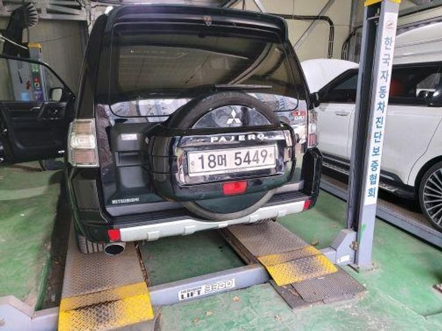 Mitsubishi Pajero 2009 — inspection photo 2