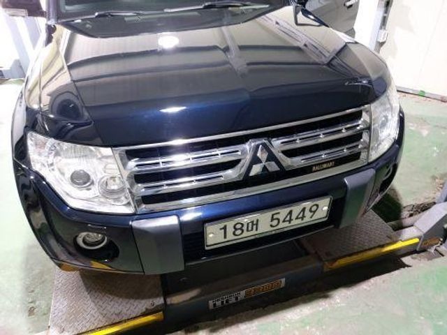 Mitsubishi Pajero 2009 — inspection photo 1