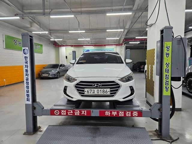 Hyundai AVANTE 2017 — inspection photo 1