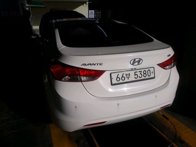Hyundai AVANTE 2013 — inspection photo 2