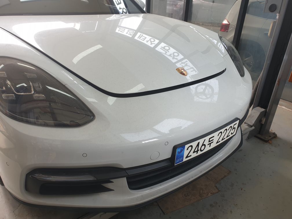 Porsche Panamera 2018 — inspection photo 1