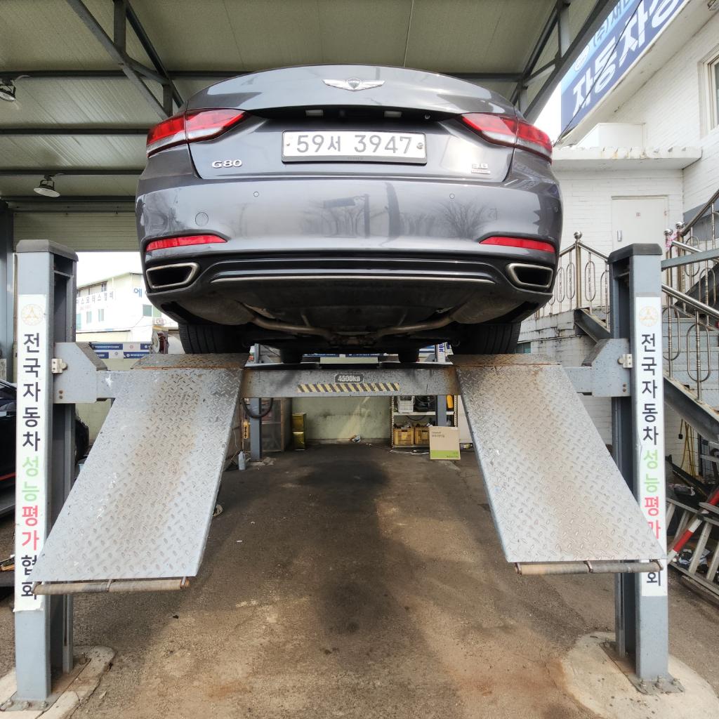 Genesis G80 2018 — inspection photo 2