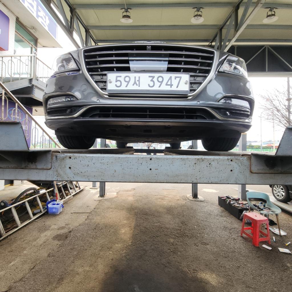 Genesis G80 2018 — inspection photo 1