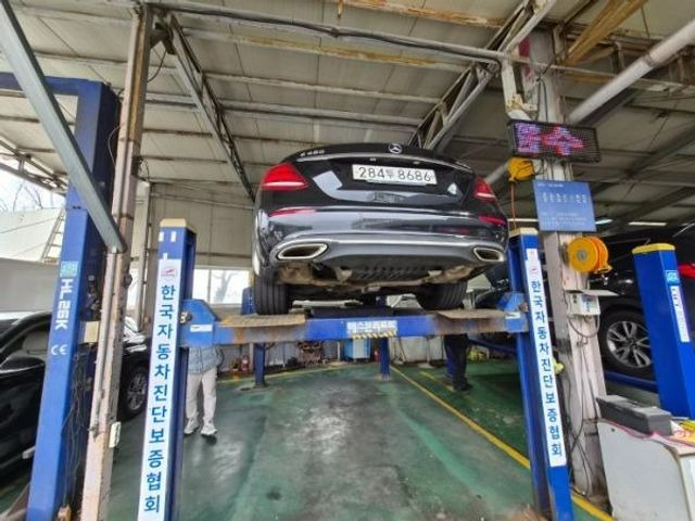 Mercedes-Benz E-Class 2020 — inspection photo 2