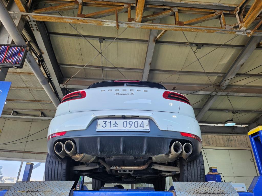 Porsche Macan 2017 — inspection photo 2