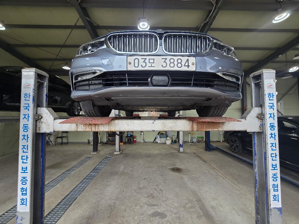 BMW 5-Series 2018 — inspection photo 1