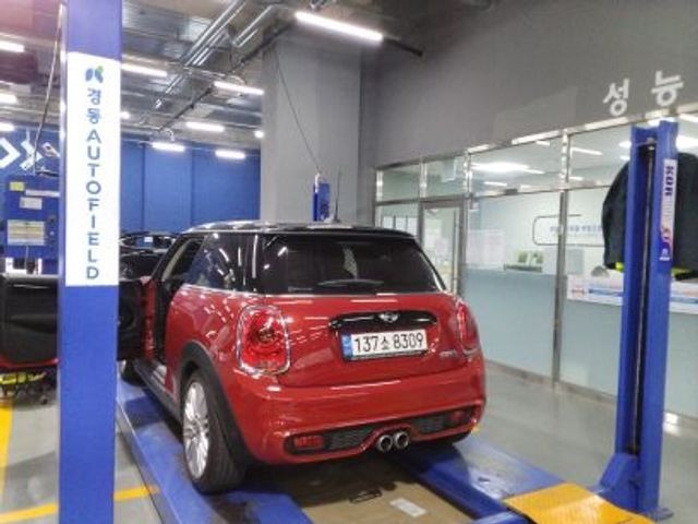 Mini Cooper 2018 — inspection photo 2