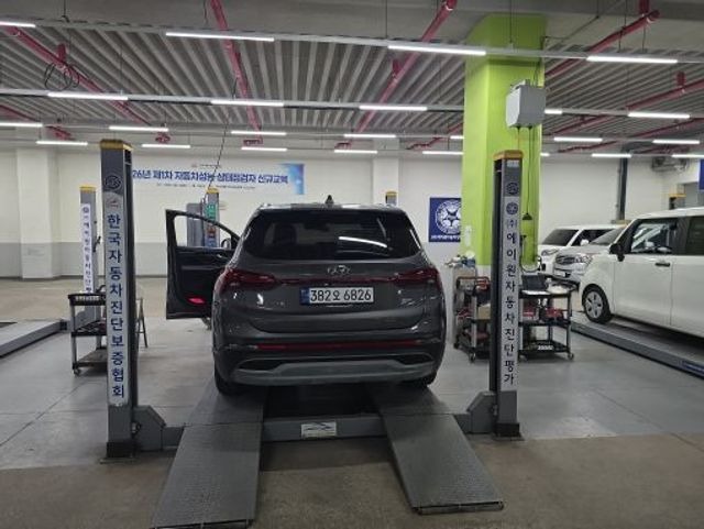 Hyundai Santafe 2021 — inspection photo 2