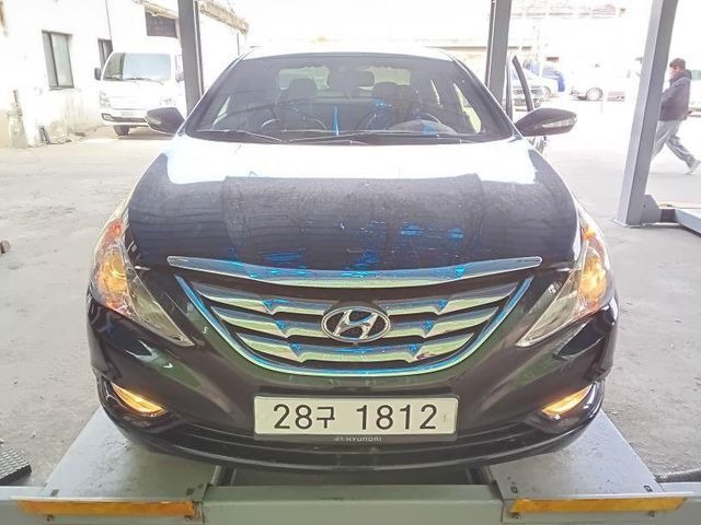 Hyundai Sonata 2010 — inspection photo 1