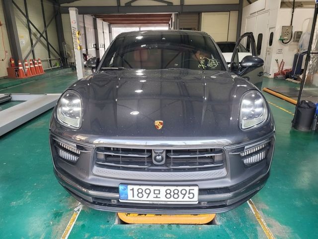Porsche Macan 2023 — inspection photo 2