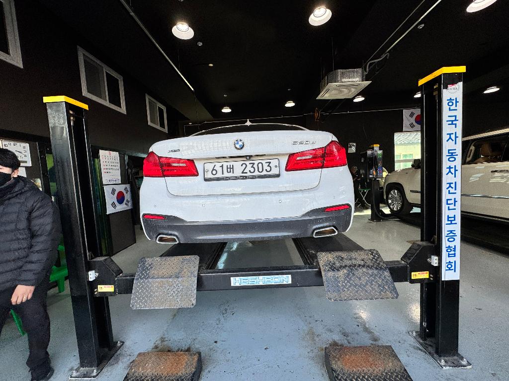 BMW 5-Series 2018 — inspection photo 2