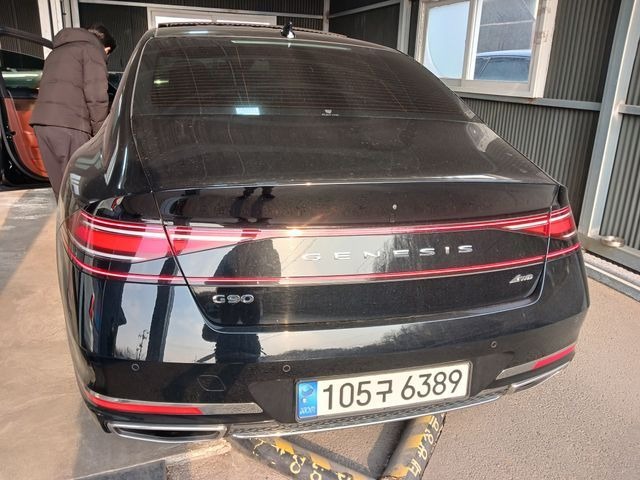 Genesis G90 2022 — inspection photo 2