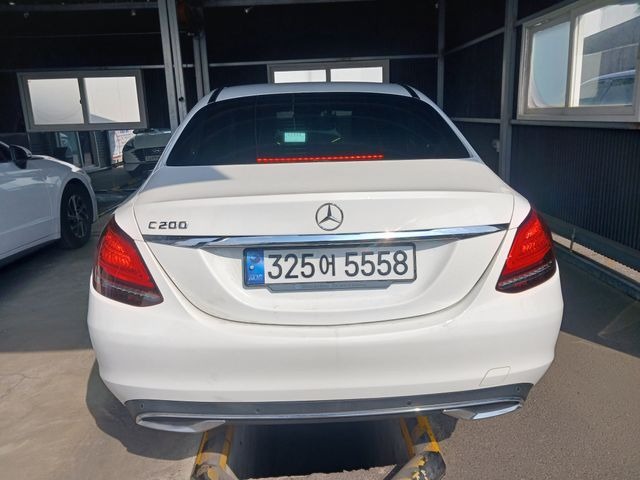 Mercedes-Benz C-Class 2020 — inspection photo 2